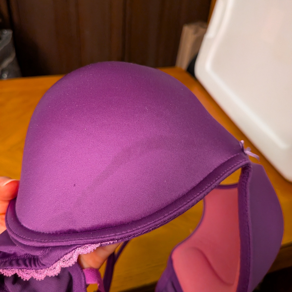 36D Victoria's Secret & Cacique Red, Mint, and Purple Bra Bundle - Picture 15 of 16